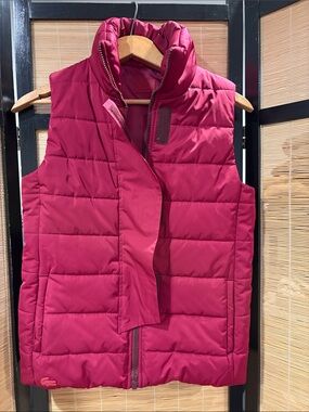 Lacoste Women's Quilted Sleeveless Puffer Vest - Raspberry